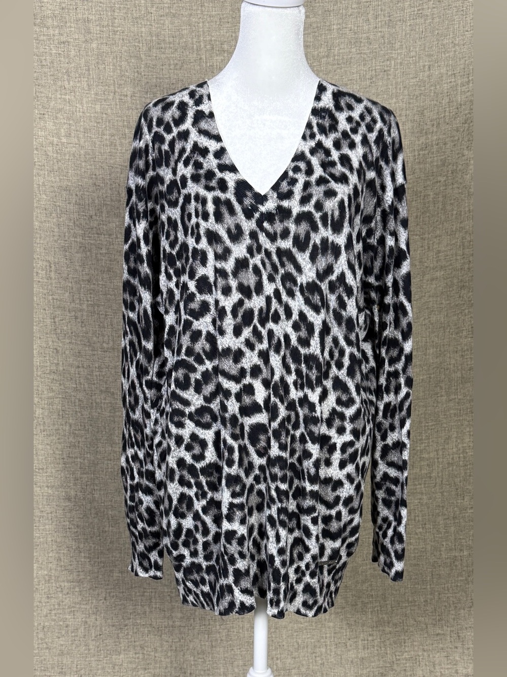 MICHAEL Michael Kors Black & White Leopard Print V-Neck Sweater